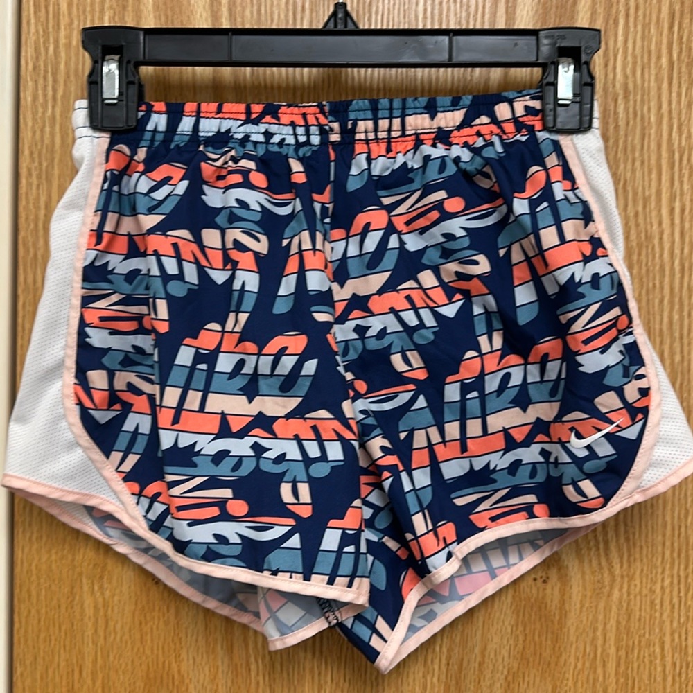 Girls Nike Dri-Fit Running shorts. Youth :Large